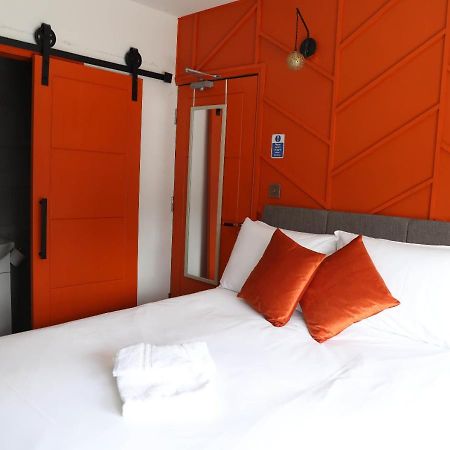 Cb Stays - Private Rooms With Ensuite And Kitchenette In Peterborough Eksteriør bilde